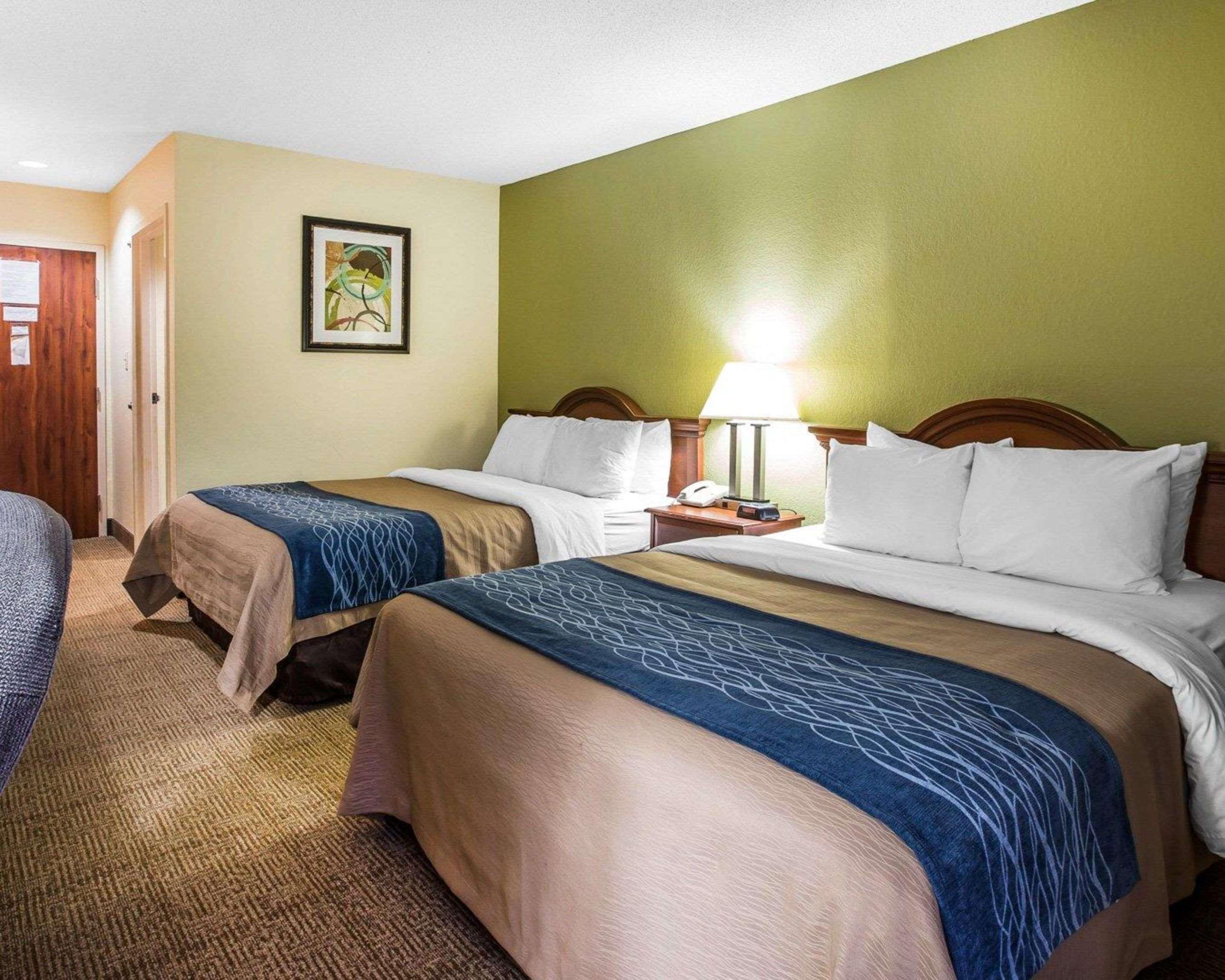 Quality Inn Darien-North Brunswick Exterior foto