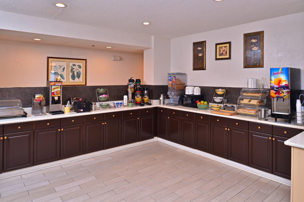 Quality Inn Darien-North Brunswick Habitación foto